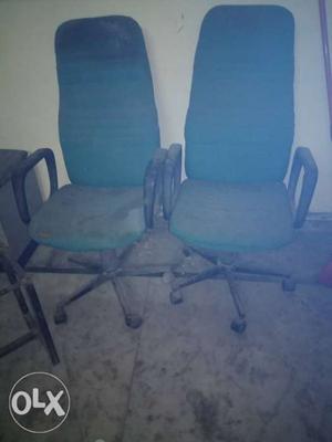 2 High back revolving Chairs