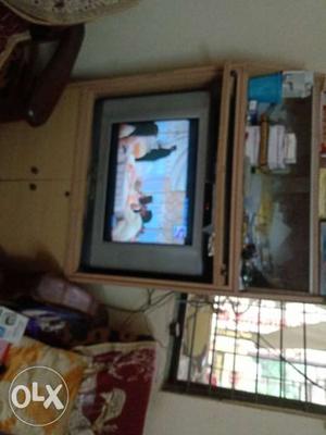 29" onida flat tv with rack