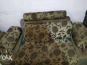 Beige Floral 2-seat Sofa With Throw Pillows