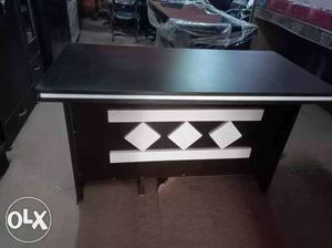 Brand New Fresh Office Table Size 4x2Fit All Furniture