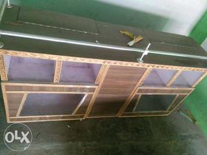 Brown Wooden 3-panel Display Cabinet