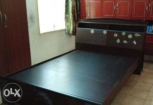 Dark brown Wooden Bed Frame With Storage