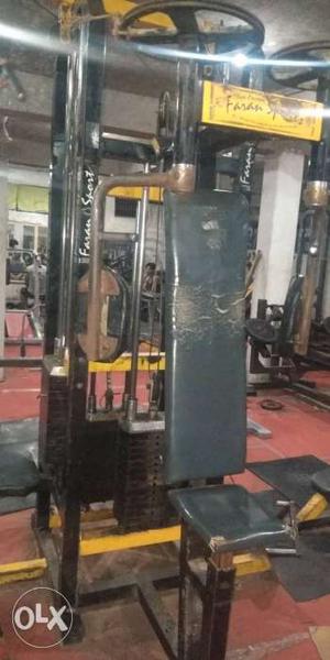 Four station gym equipment good in condition