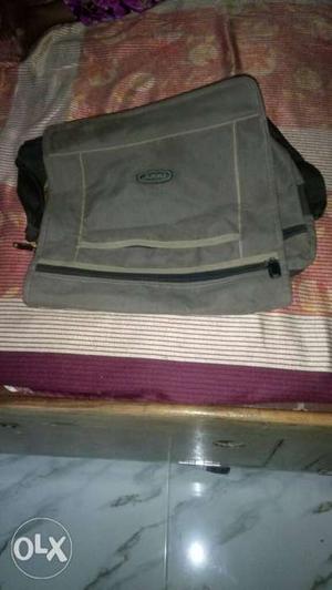 Gray Single-strap Bag