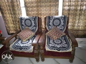 I want sell sofa but table not included.