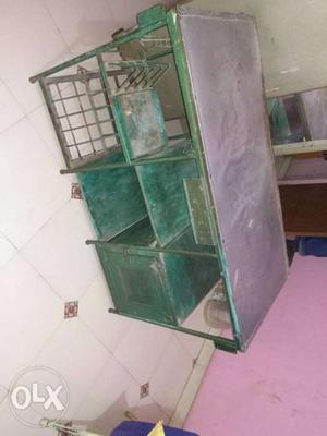 Kitchan tabal with Aluminium top good candition
