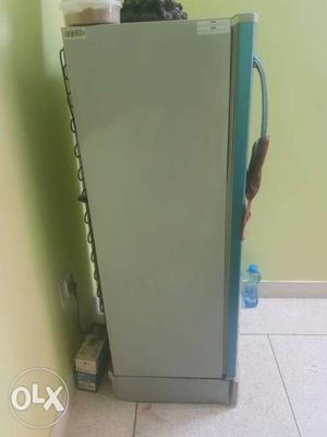LG fridge in great condition just 5 years old