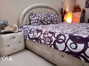 Purple And White Polka-dot Bed Sheet