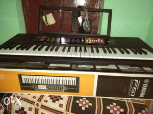 I want to sell music keyboard Yamaha psr F51