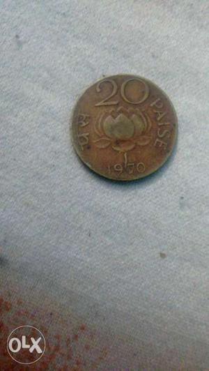 Round  Gold-colored 20 Indian Paise Coin