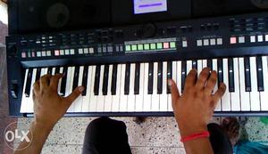 Yamaha psr s650 arranger keyboard, perfect for