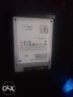 256Gb SAMSUNG SSD. Price not negotiable. Warranty