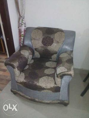 5 seater sofa set 1year old excellent condition
