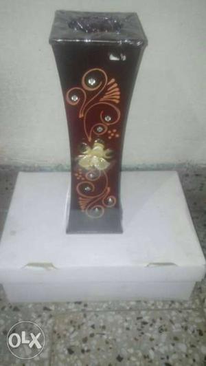 Brand new flower vase for table