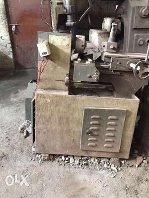 Capstan type lathe machine