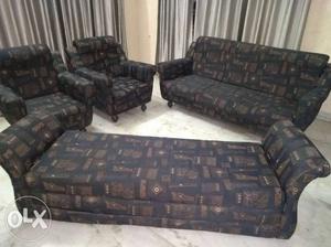 Deewan+3+1+1 seater sofa (6 yrs.old)
