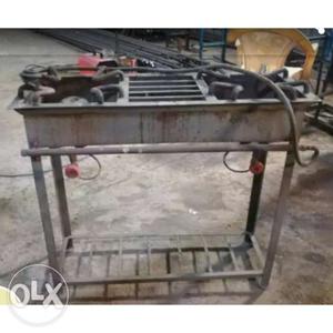 Gas stove in very good condition with two stove.