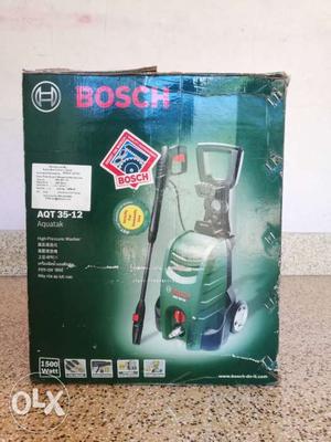 Green And White Bissell Upright Vacuum Cleaner Box