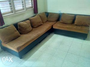L shaped lounge sofa. 3+2+1 seater. Urgent move out sale