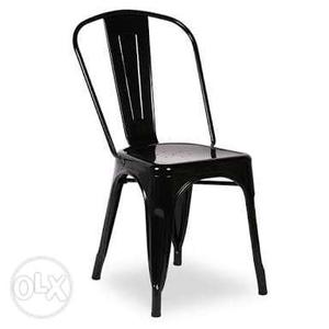 Metal cafe chairs Brand new. Selling it for
