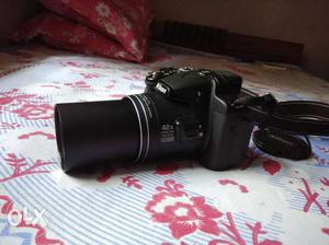Nikon P520 Slr 42x Zoom.