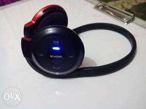 Nokia bluetooth wireless headphone-with charger