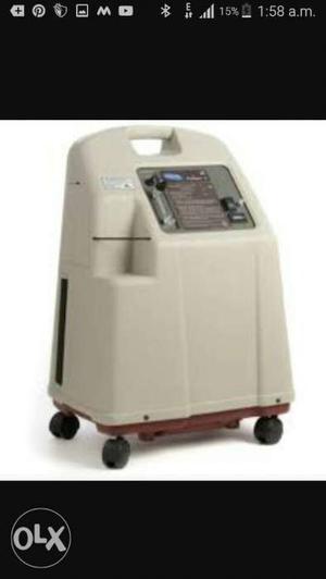 Oxygen concentrator 10 lpm for sale urgent. only