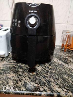 Philips Air Fryer, sparingly used, almost new