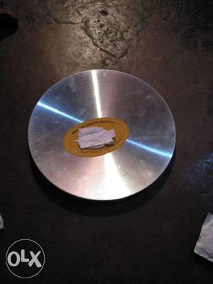 Round Gray Stainless Steel Lid