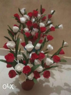 White And Red Flower Set