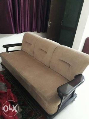5 seater wooden sofa in good condition only 2 years old