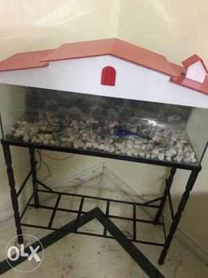 Aquarium with stand and top. vey good condition.