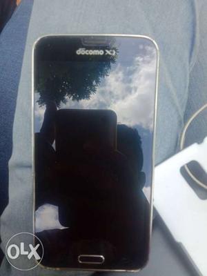 Samsung Galaxy s5 4g ntt Docomo version mint