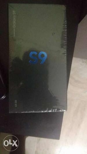 Samsung galaxy s9 (midnight Black) 64Gb sealed