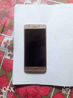 Sell and exchange..SUMSUNG GALAXY J7 PRIME