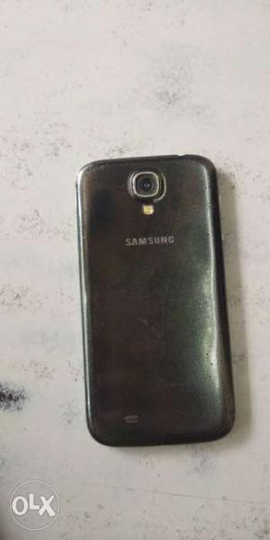Urgent sale Samsung galaxy S4.brand new condition 4G spot