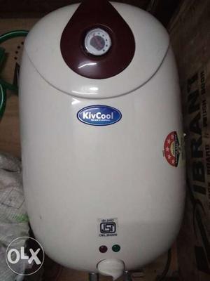 White And Brown KivCool Shower geyser 25 litter new