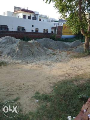 Abandpur sand Reta 30 pathankot Bajri 30 feet cement 270 bag