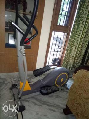 Cosco elliptical machine,two time used,like brand
