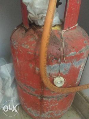 Local kwality Gas 2 cylinder (12 kg each) with regulator and