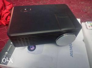 Projector good conditions