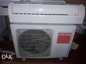 1 ton ONIDA SPLIT Ac fully serviced and Gas...
