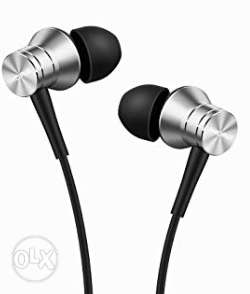 1MORE Piston Fit Earphones without MIC-Silver (1 year used)