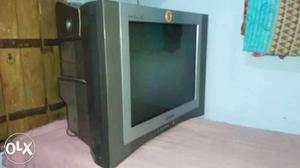 29 inch. flat crt screen.with boofer.contact me