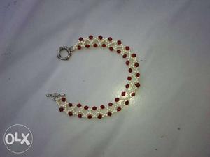 Beaded White And Red Toggle-lock Bracelet