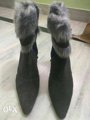 Black Fur-lined Boots for cheap