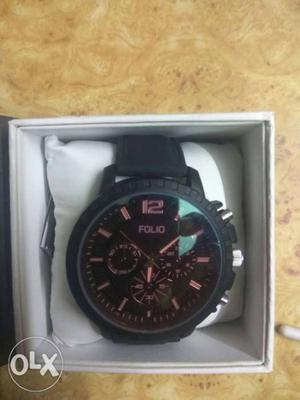 Branded new watch in good condition(not used)
