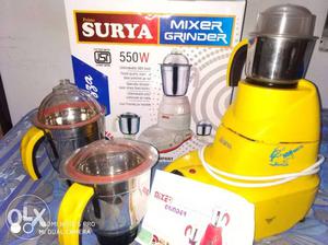Good condition Mixie Grinder along with 3
