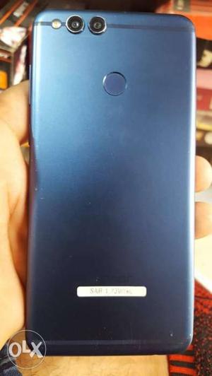 Honor 7x 4gb rem 32 gb intarnal memori