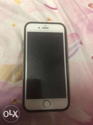 Iphone 6, 16 gb gold excellent condition used by girl.